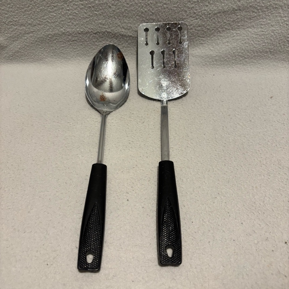 VTG EKCO USA Stainless Keyhole Slotted Spatula Turner black handle and spoon set